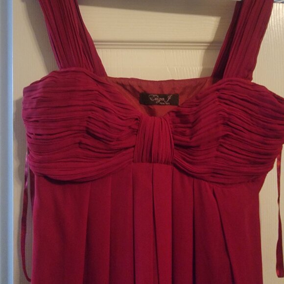 Red empire waist cocktail dress from Lord & Taylor size 4 - Picture 3 of 16